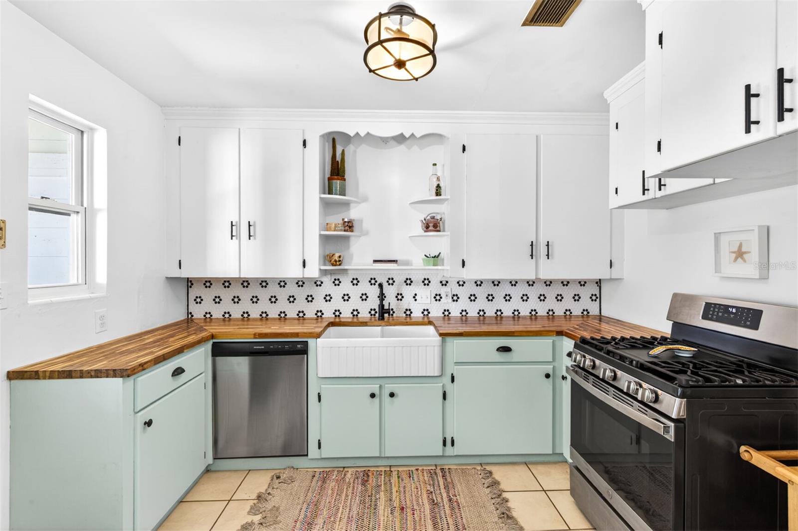 1006 NE 12TH AVE, GAINESVILLE, FL, 32601