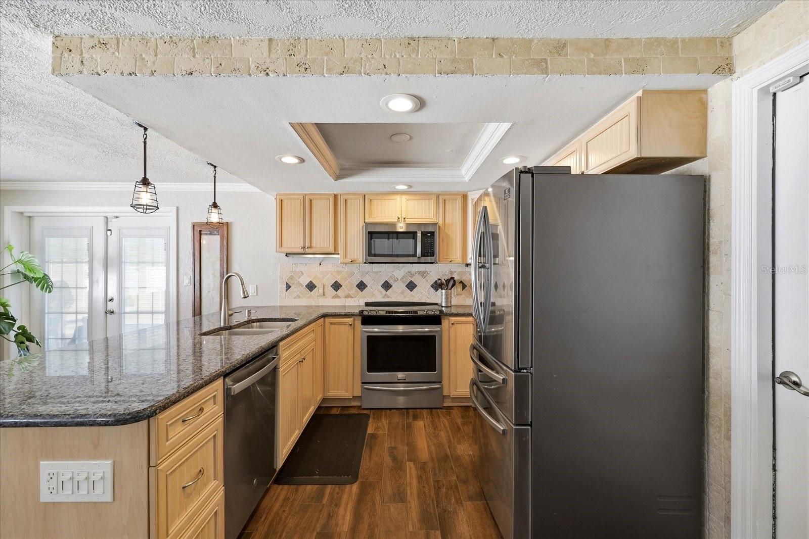 5700 HARDING BLVD NE, ST PETERSBURG, FL, 33703