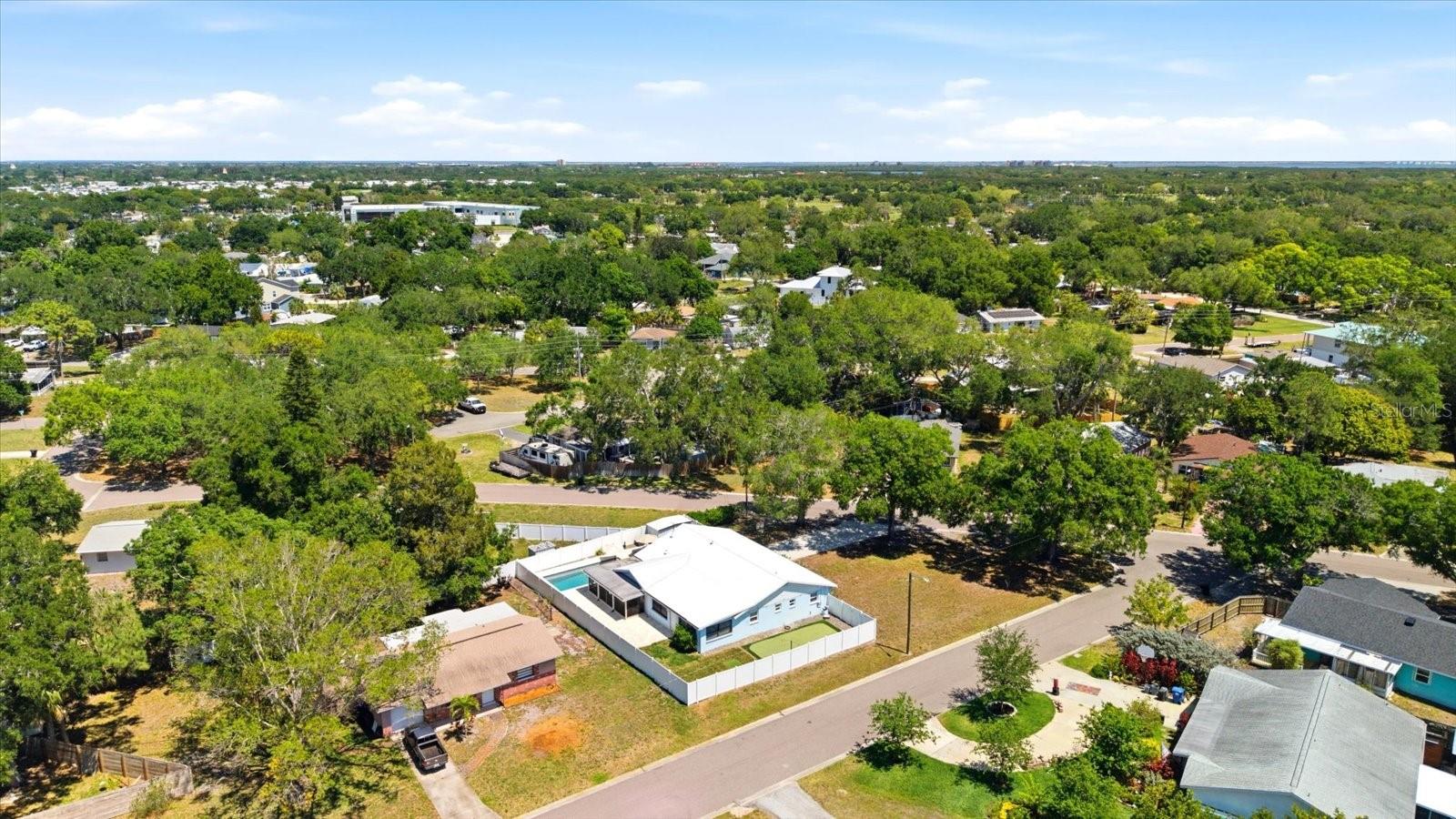 5700 HARDING BLVD NE, ST PETERSBURG, FL, 33703