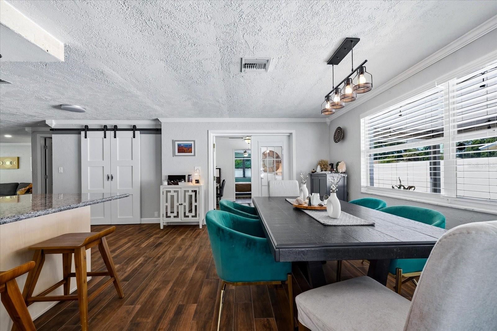 5700 HARDING BLVD NE, ST PETERSBURG, FL, 33703