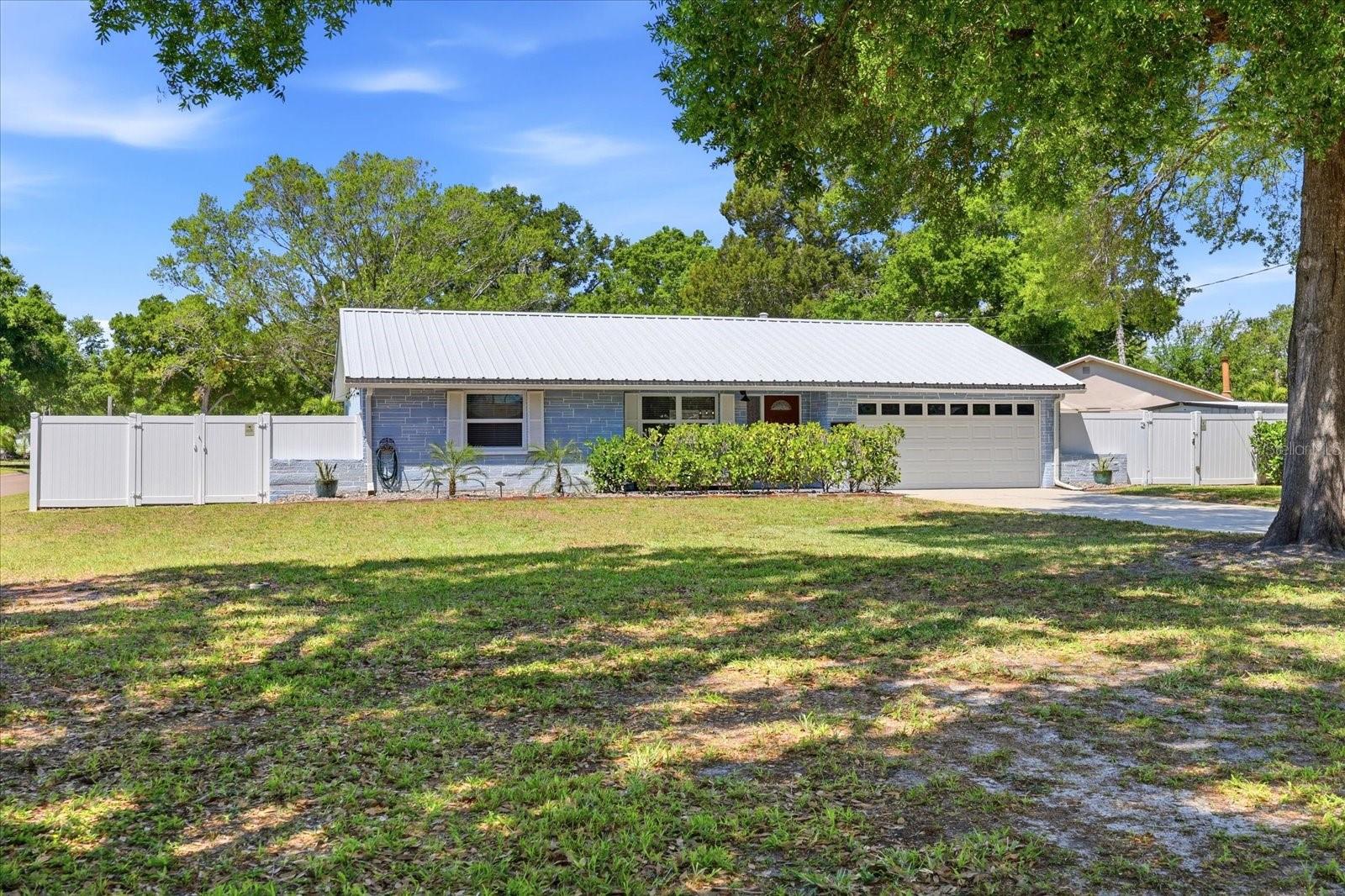 5700 HARDING BLVD NE, ST PETERSBURG, FL, 33703