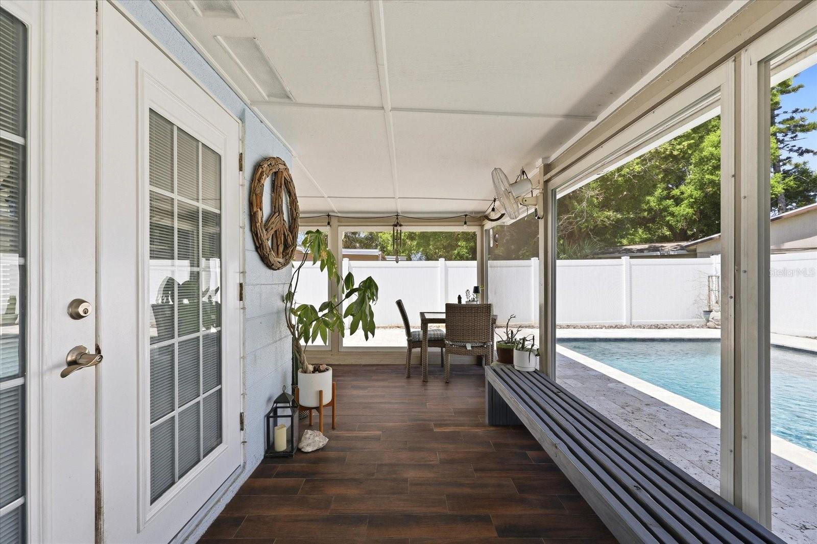 5700 HARDING BLVD NE, ST PETERSBURG, FL, 33703