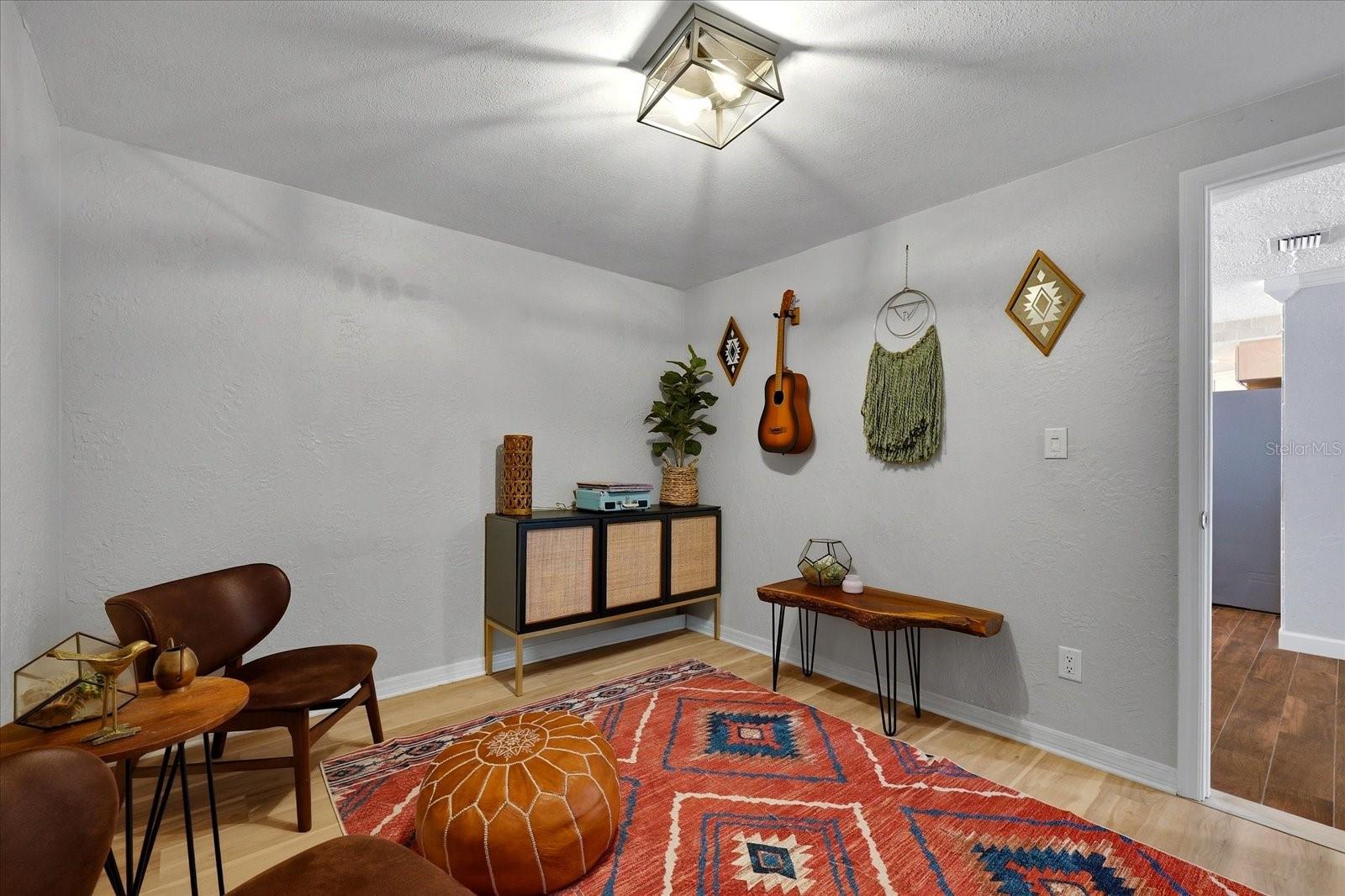 5700 HARDING BLVD NE, ST PETERSBURG, FL, 33703