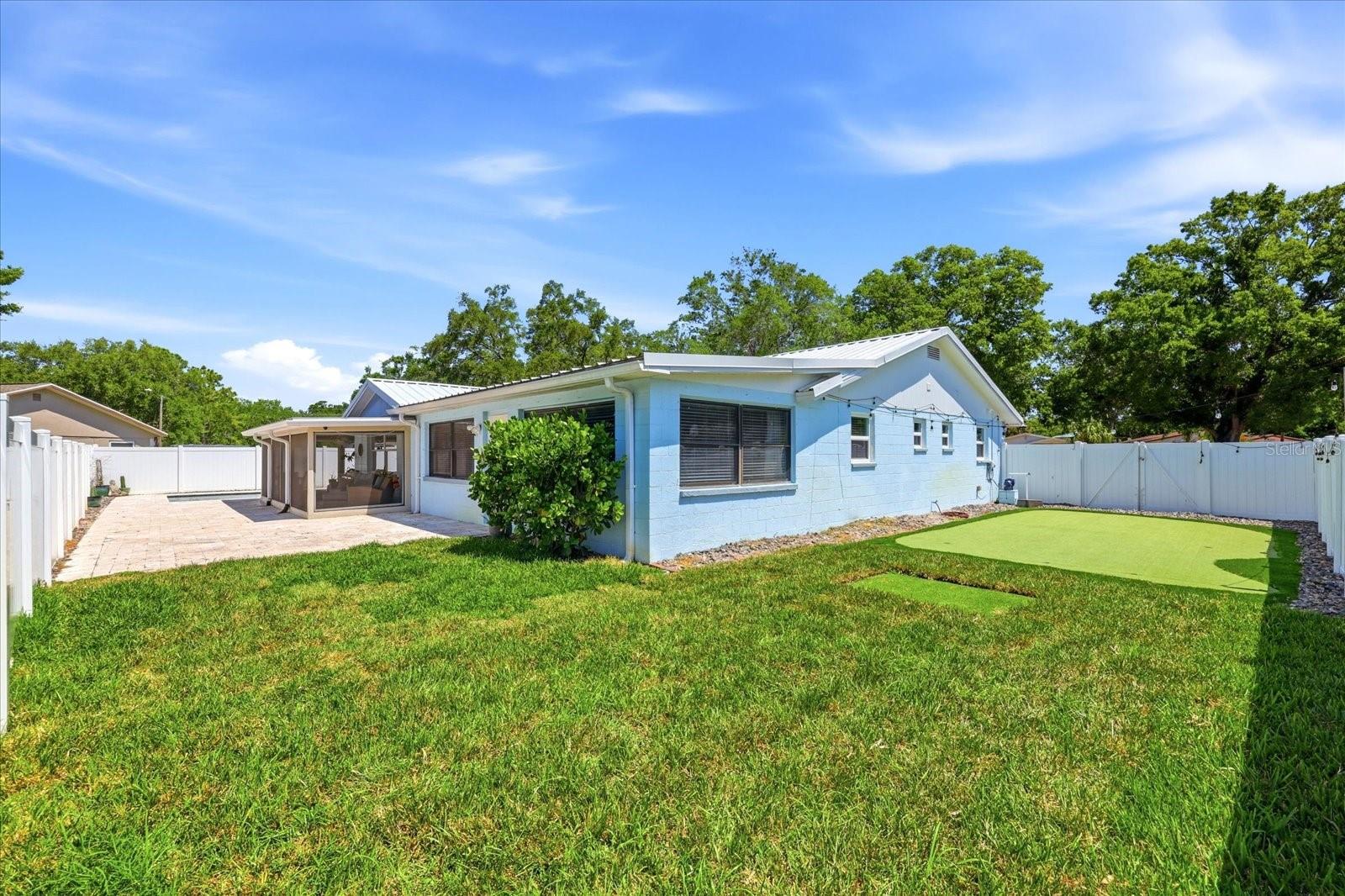 5700 HARDING BLVD NE, ST PETERSBURG, FL, 33703