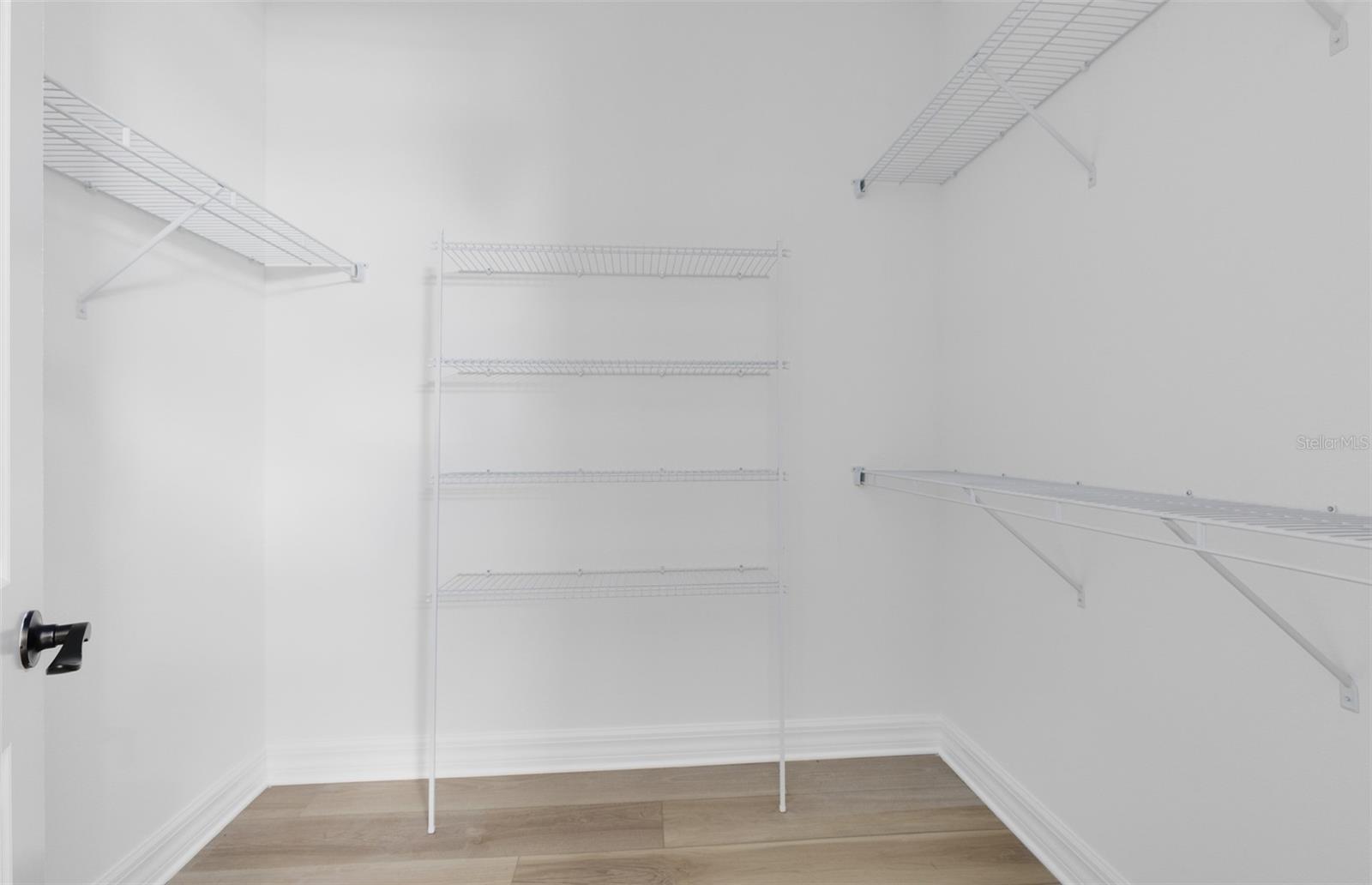 9927 LEAFY OAK STREET, ORLANDO, FL, 32829