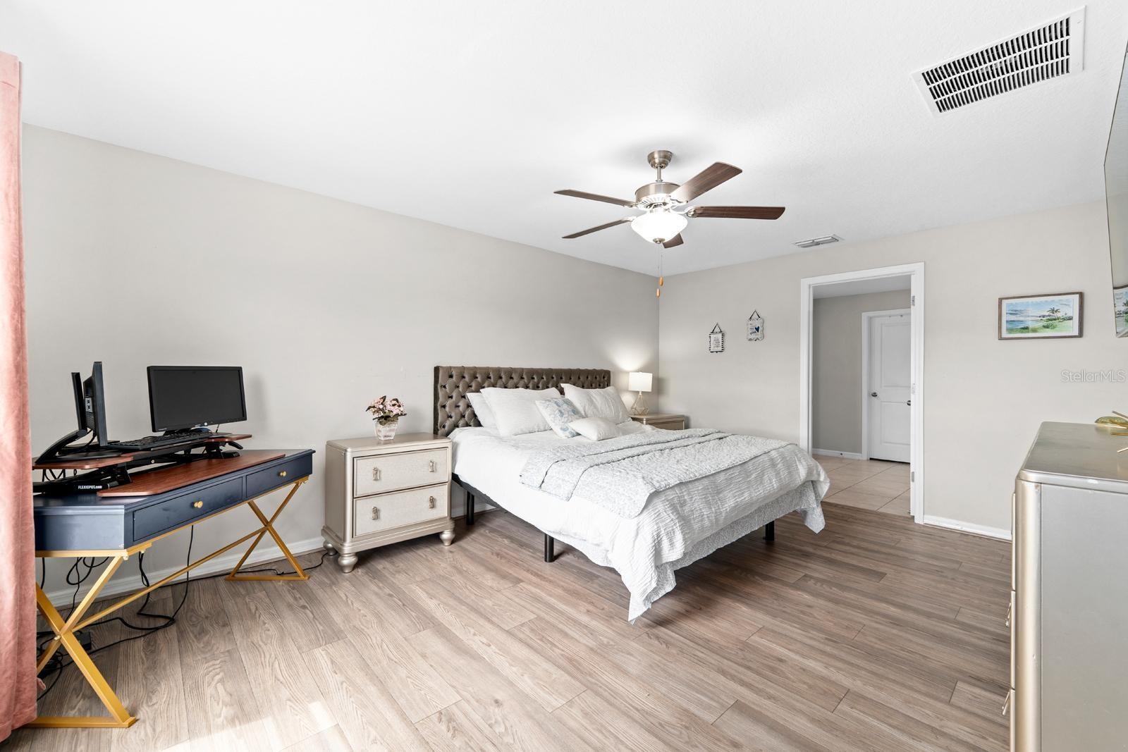 9718 CHANNING HILL DR, SUN CITY CENTER, FL, 33573