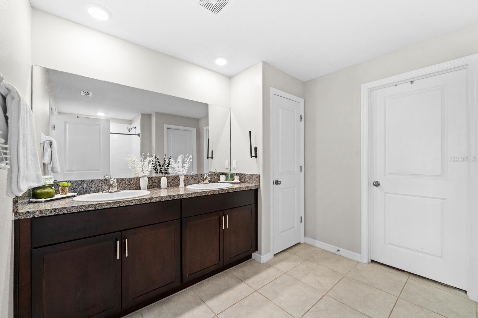 9718 CHANNING HILL DR, SUN CITY CENTER, FL, 33573