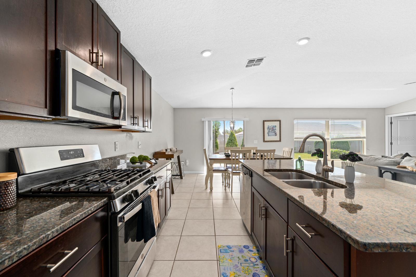 9718 CHANNING HILL DR, SUN CITY CENTER, FL, 33573