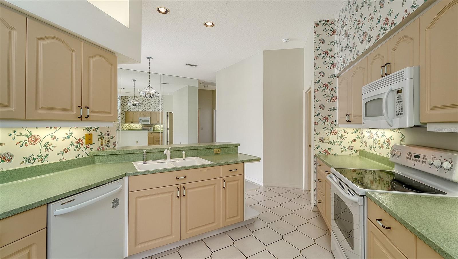 3295 ALEX FINDLAY PL, SARASOTA, FL, 34240