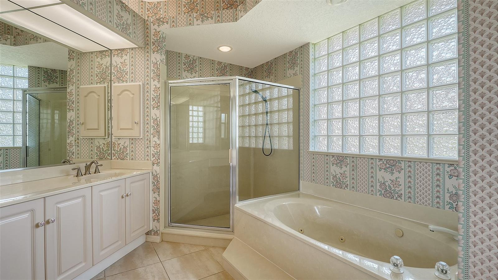 3295 ALEX FINDLAY PL, SARASOTA, FL, 34240