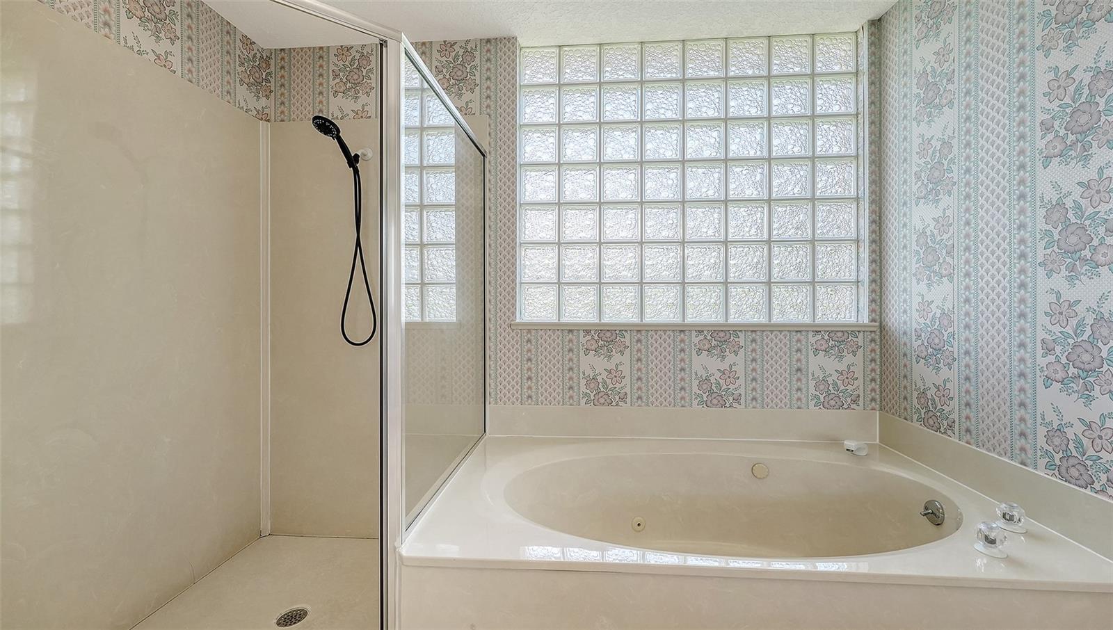 3295 ALEX FINDLAY PL, SARASOTA, FL, 34240