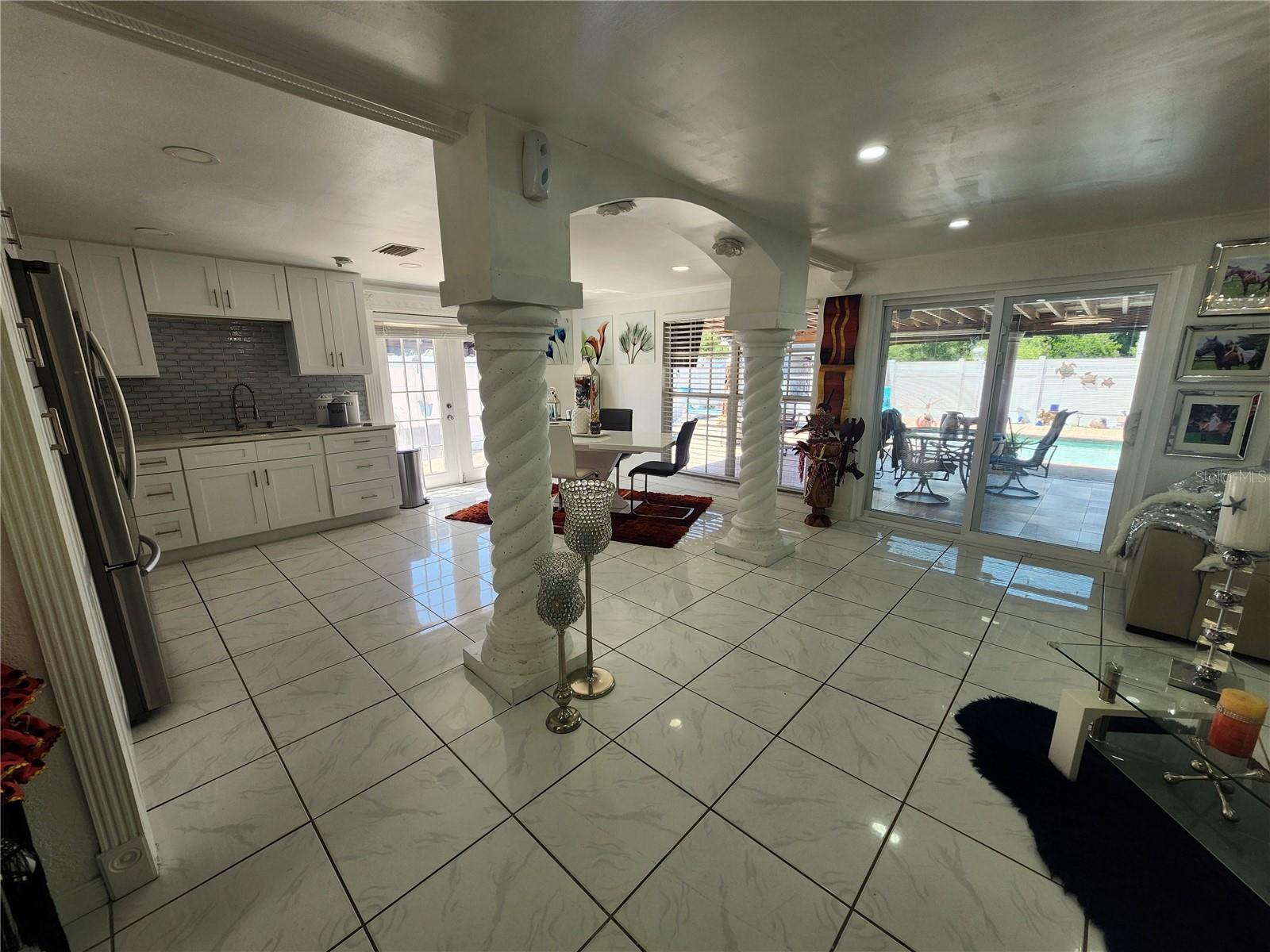 7023 FOUNTAIN AVE, TAMPA, FL, 33634