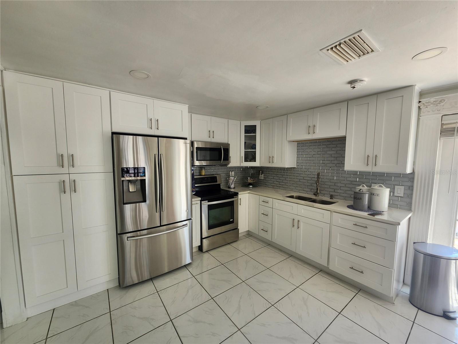 7023 FOUNTAIN AVE, TAMPA, FL, 33634