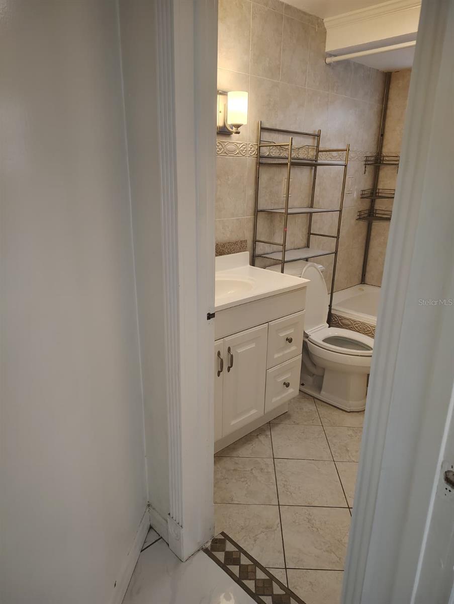 7023 FOUNTAIN AVE, TAMPA, FL, 33634