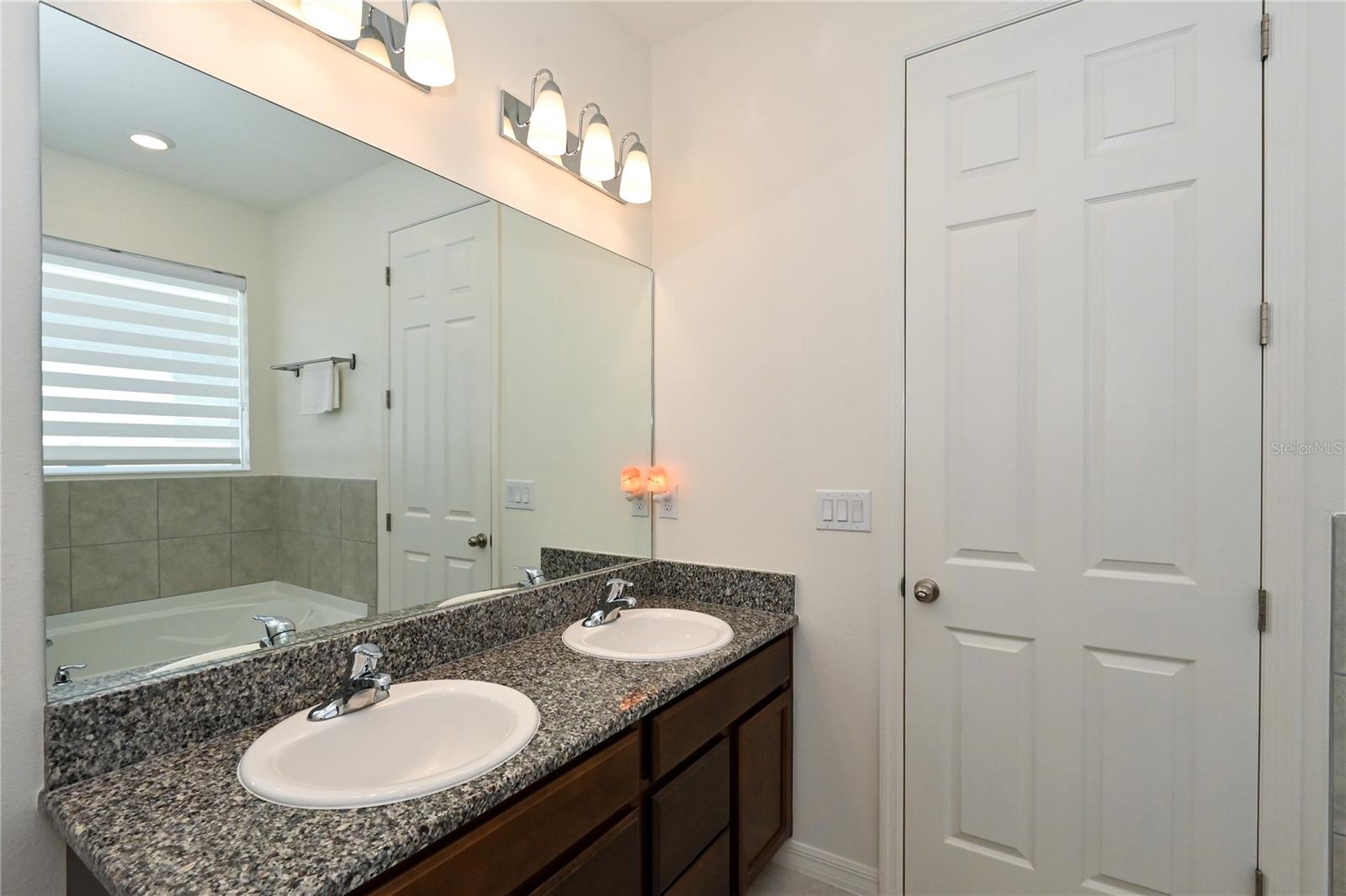 3551 74TH AVENUE CIR E, SARASOTA, FL, 34243