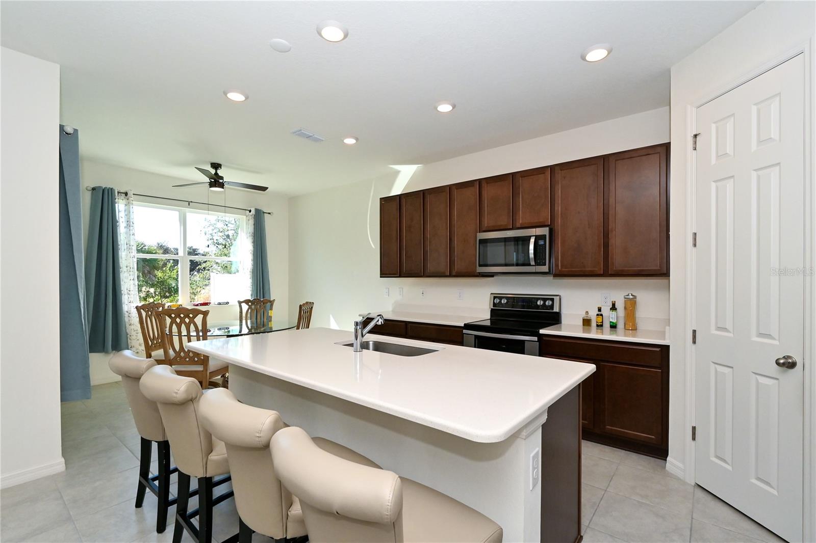 3551 74TH AVENUE CIR E, SARASOTA, FL, 34243