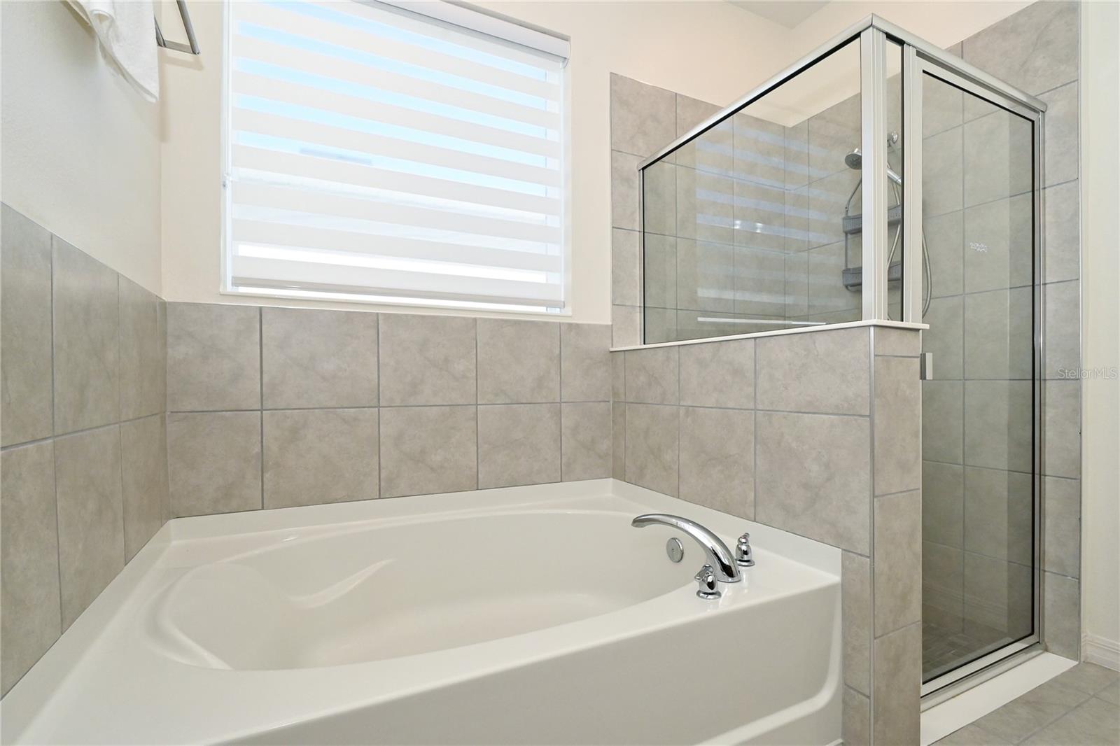 3551 74TH AVENUE CIR E, SARASOTA, FL, 34243