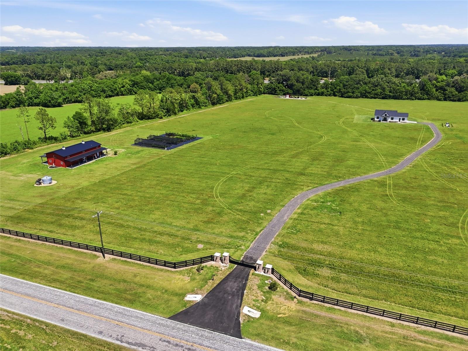 18605 NW COUNTY ROAD 235A, ALACHUA, FL, 32615