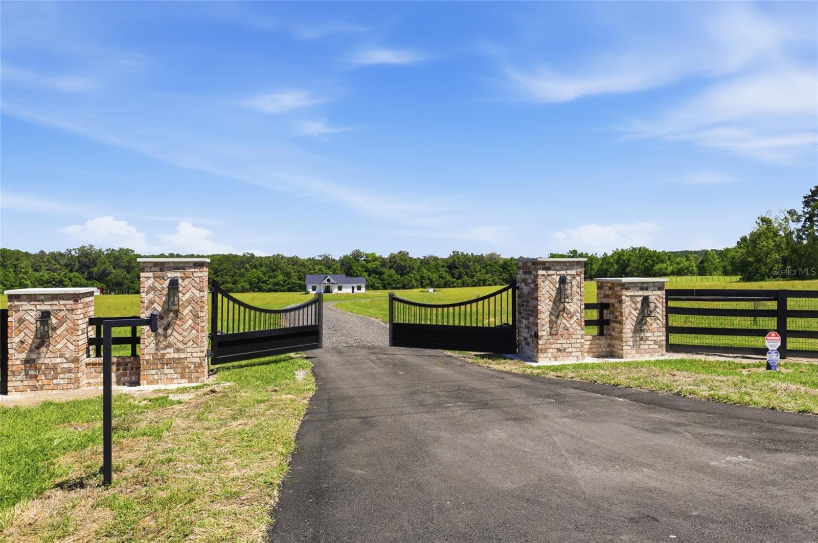 18605 NW COUNTY ROAD 235A, ALACHUA, FL, 32615