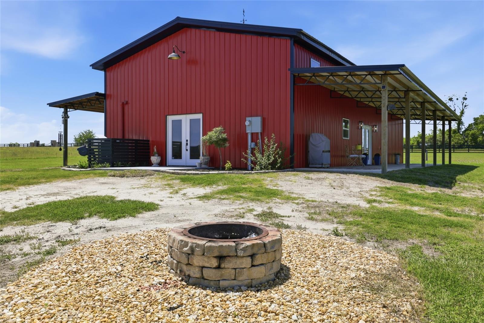 18605 NW COUNTY ROAD 235A, ALACHUA, FL, 32615