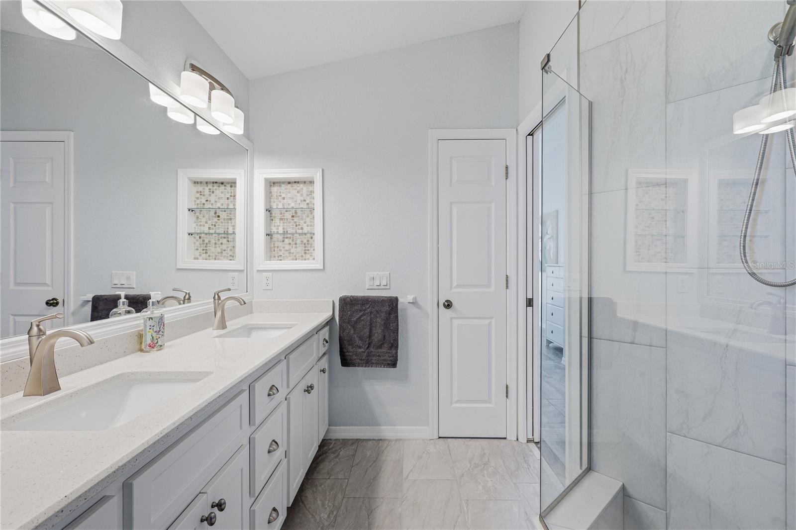 3242 VILLAGE LN, PORT CHARLOTTE, FL, 33953