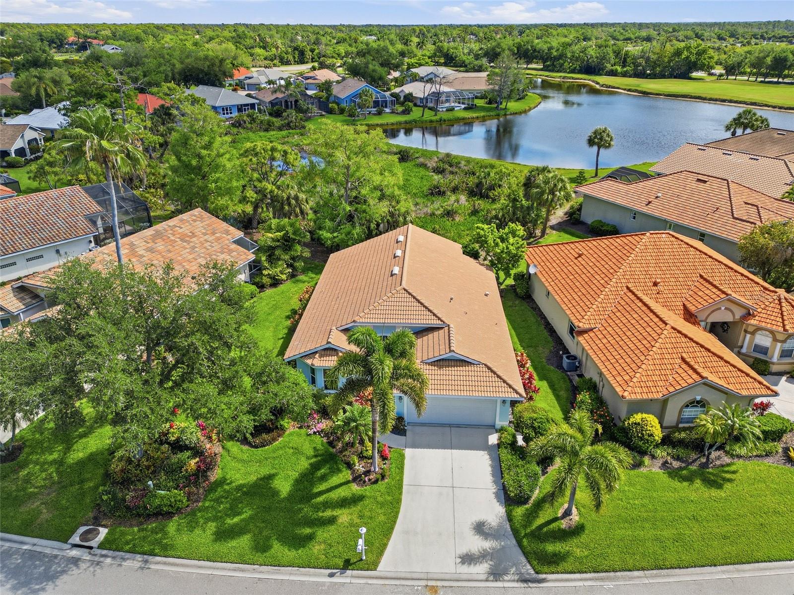 3242 VILLAGE LN, PORT CHARLOTTE, FL, 33953