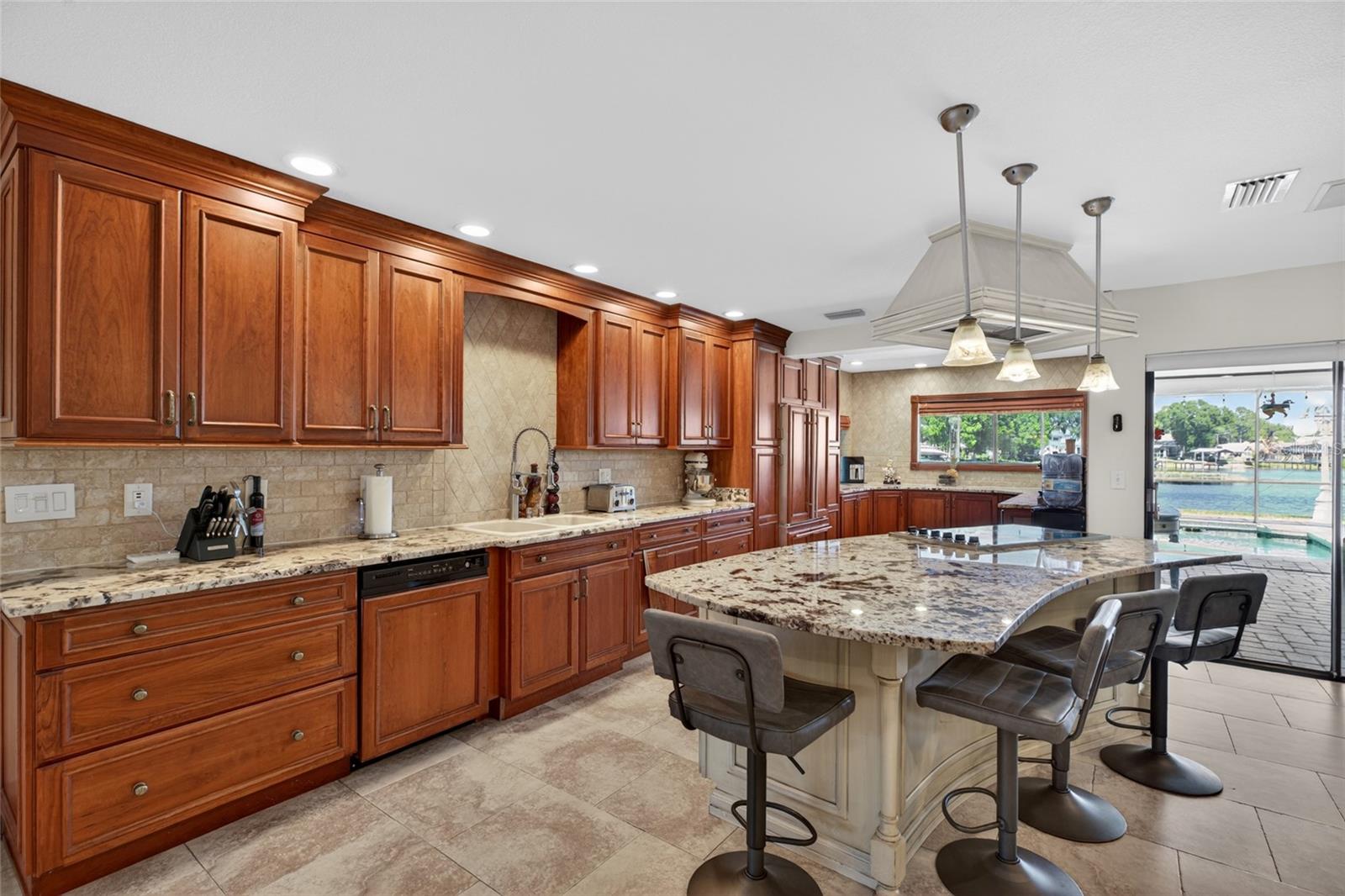 3026 LAKE PADGETT DR, LAND O LAKES, FL, 34639