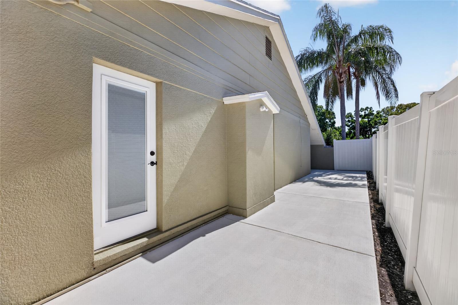 3026 LAKE PADGETT DR, LAND O LAKES, FL, 34639