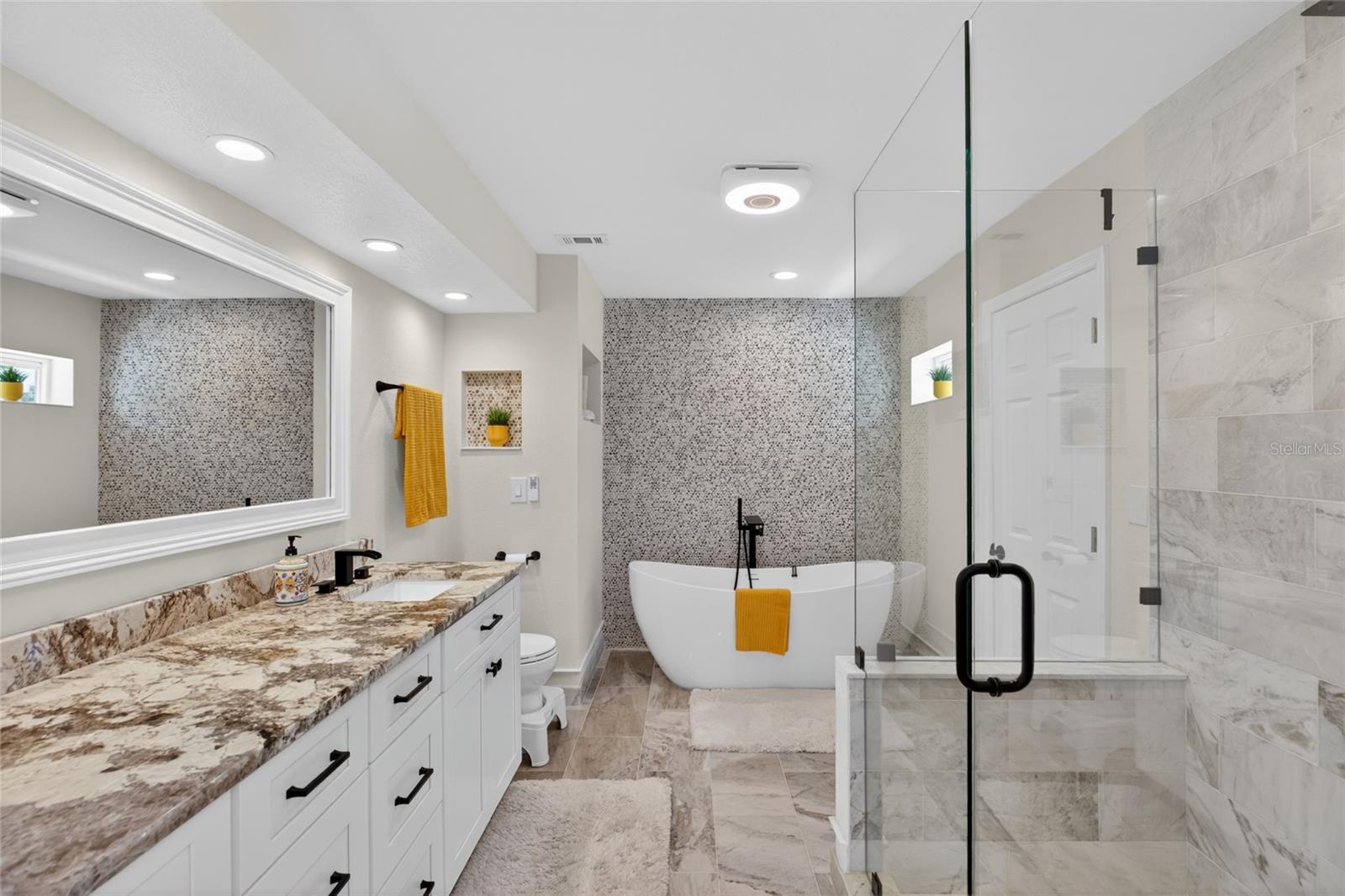 3026 LAKE PADGETT DR, LAND O LAKES, FL, 34639