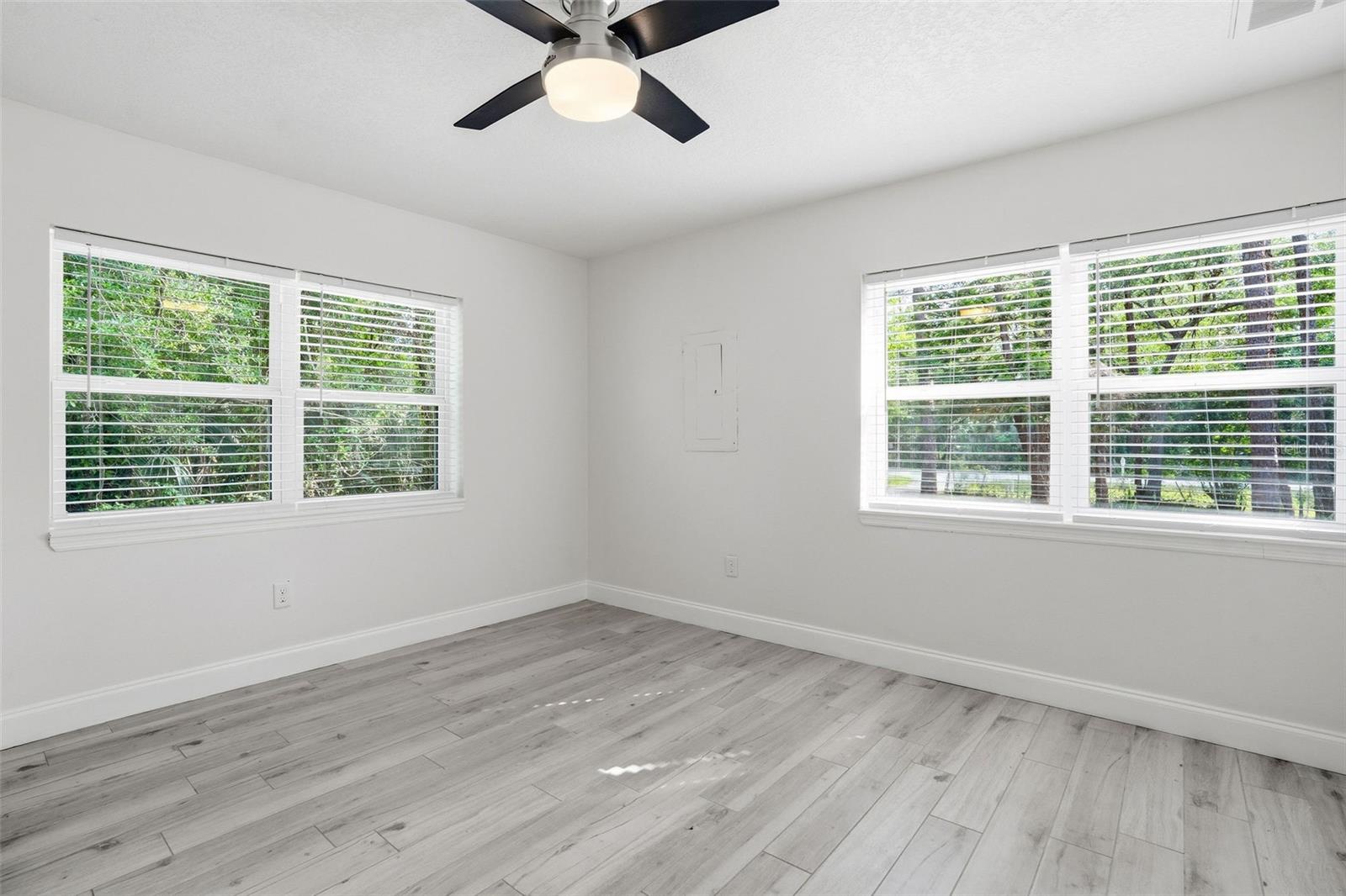 12301 MEMORIAL HWY, TAMPA, FL, 33635