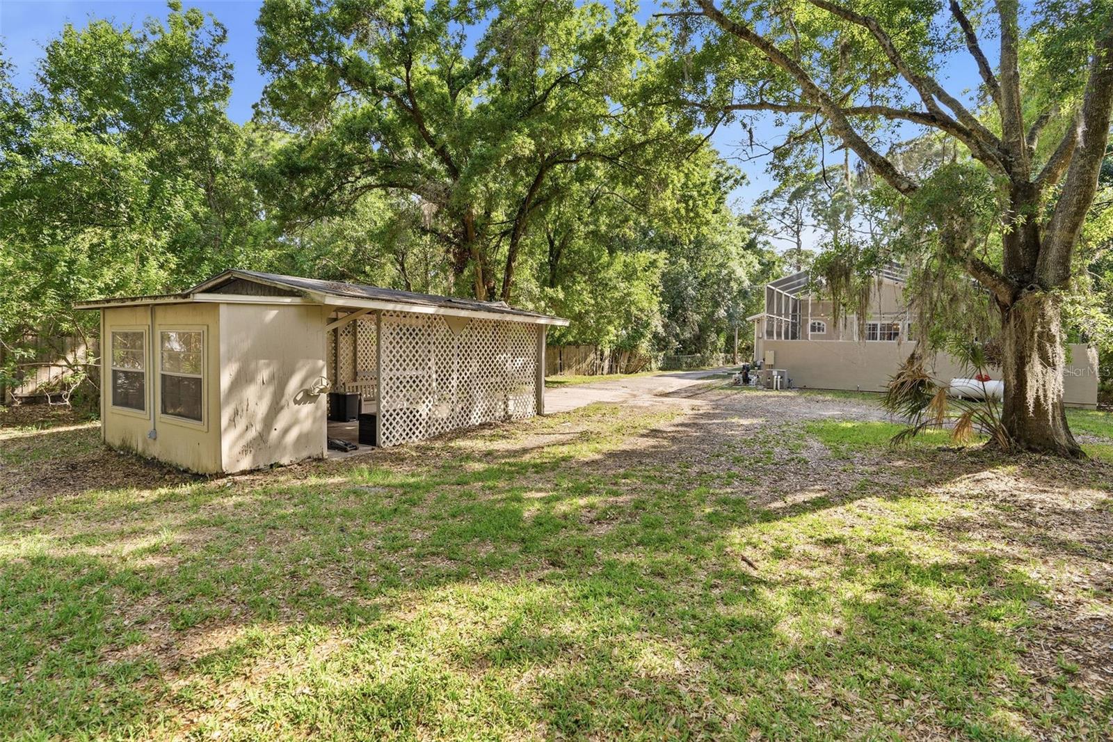 12301 MEMORIAL HWY, TAMPA, FL, 33635