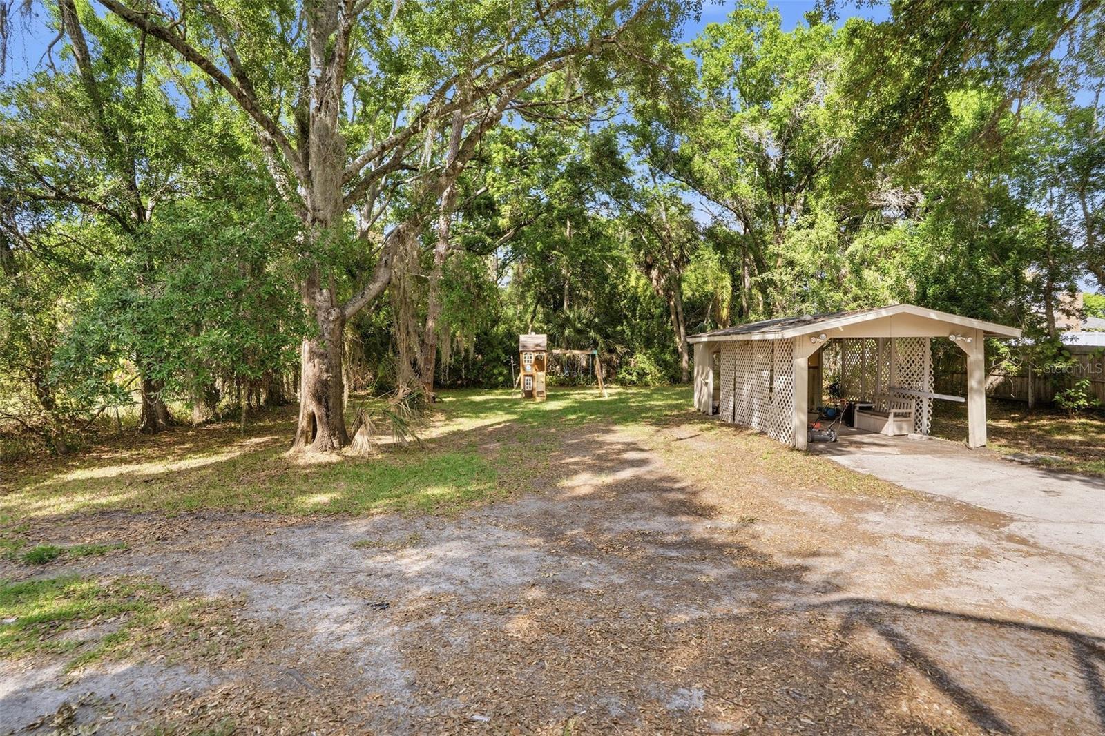 12301 MEMORIAL HWY, TAMPA, FL, 33635