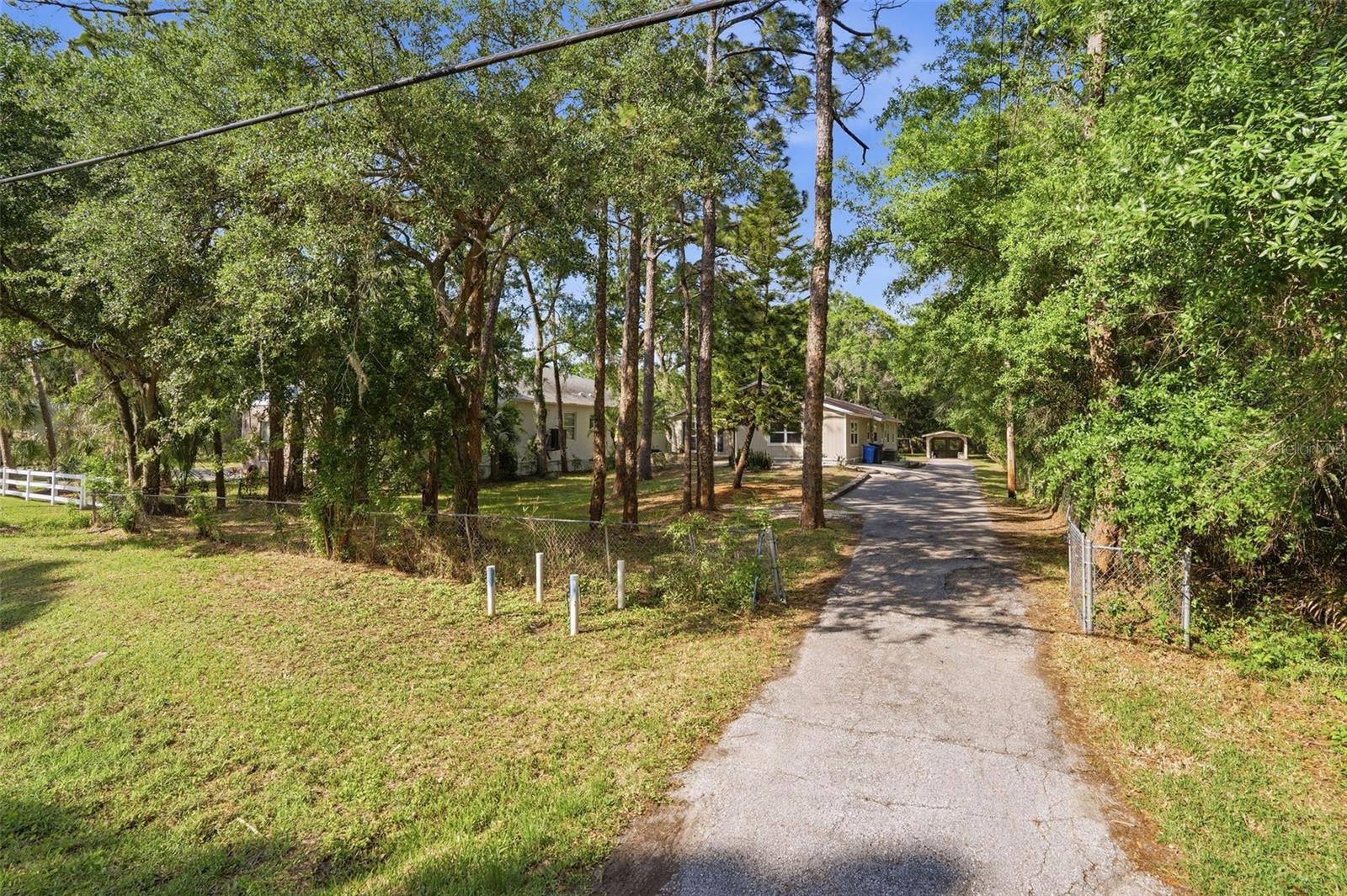 12301 MEMORIAL HWY, TAMPA, FL, 33635