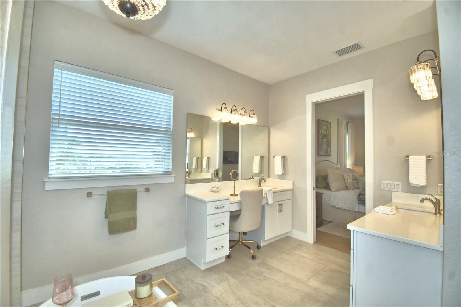 203 SPRING AZURE DR, LAKE ALFRED, FL, 33850