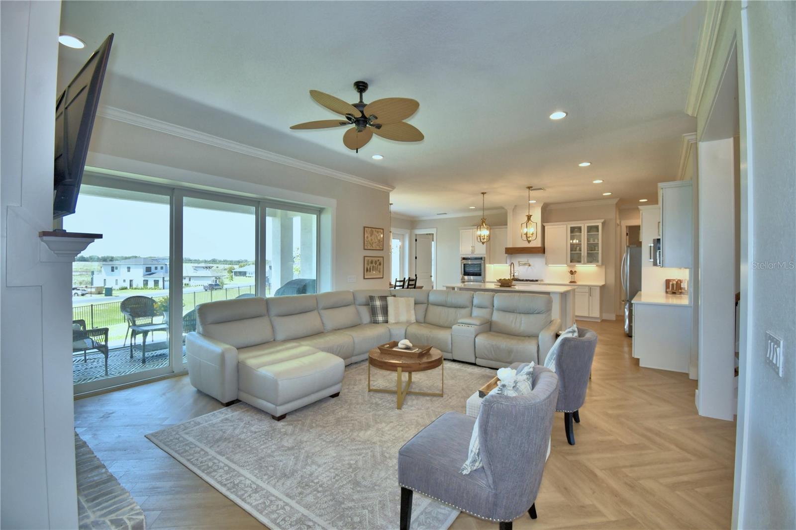 203 SPRING AZURE DR, LAKE ALFRED, FL, 33850