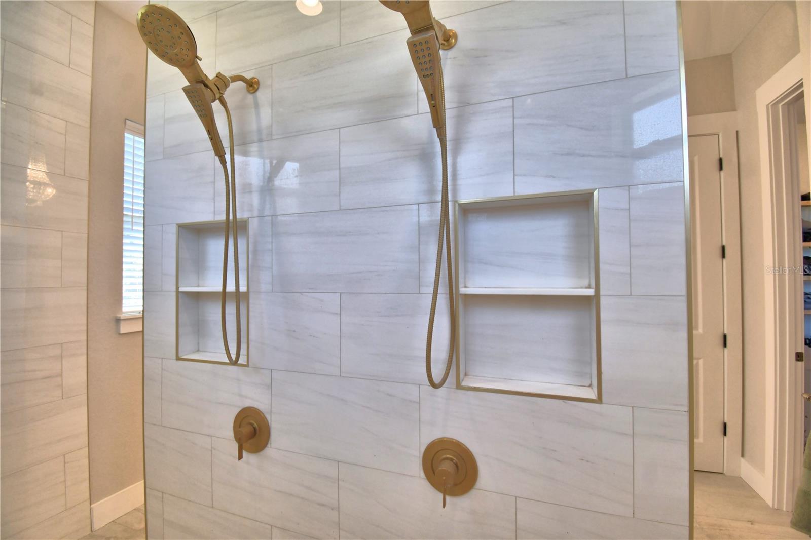 203 SPRING AZURE DR, LAKE ALFRED, FL, 33850