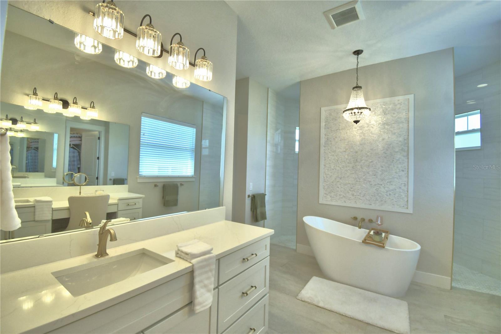 203 SPRING AZURE DR, LAKE ALFRED, FL, 33850