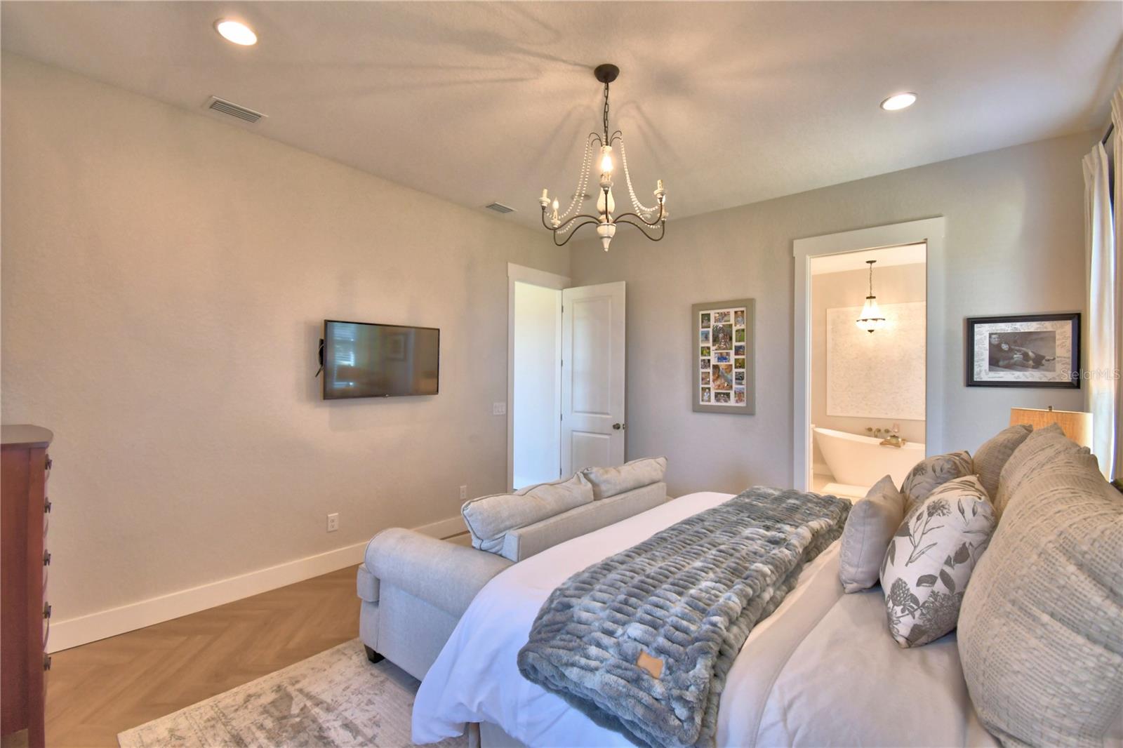 203 SPRING AZURE DR, LAKE ALFRED, FL, 33850