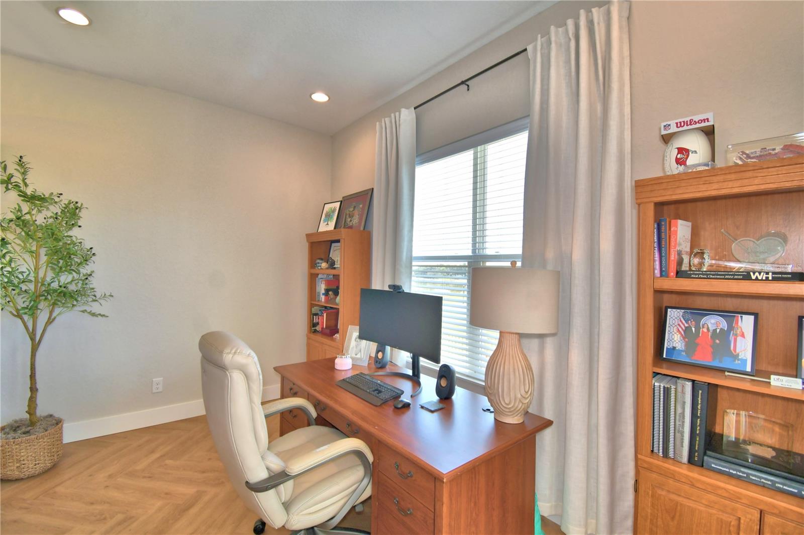 203 SPRING AZURE DR, LAKE ALFRED, FL, 33850