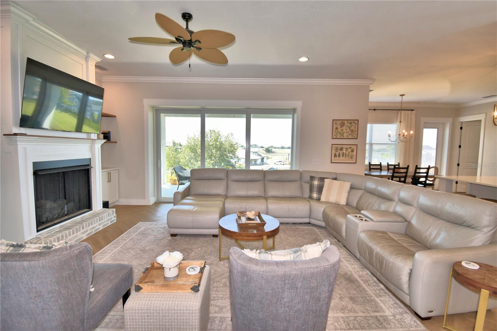 203 SPRING AZURE DR, LAKE ALFRED, FL, 33850