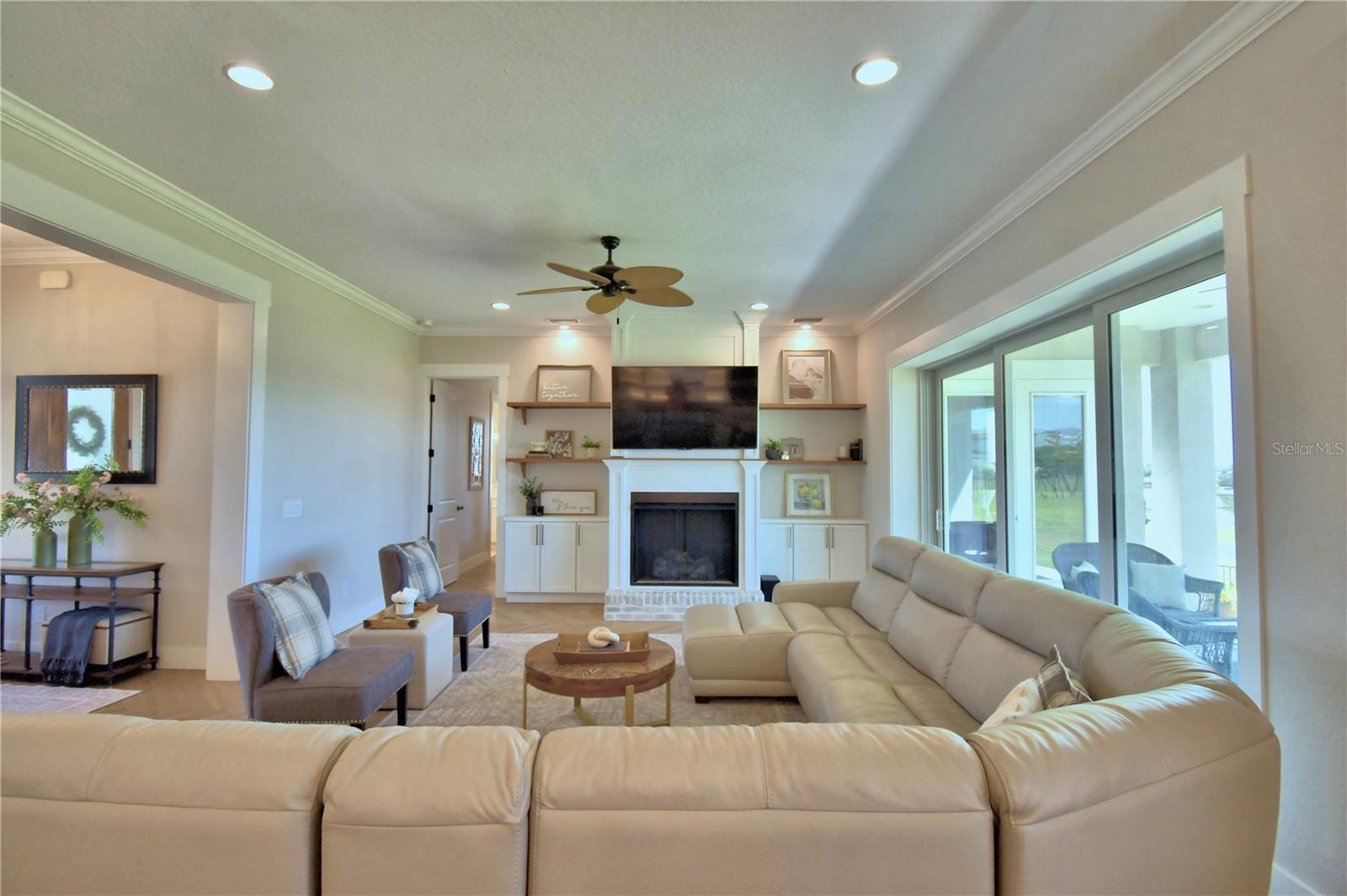 203 SPRING AZURE DR, LAKE ALFRED, FL, 33850