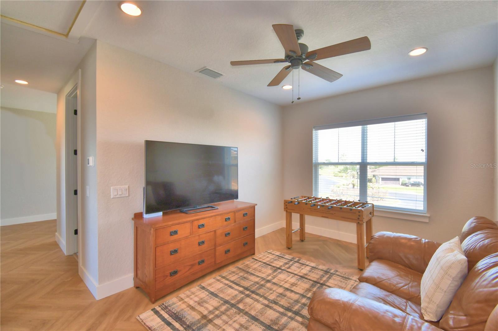 203 SPRING AZURE DR, LAKE ALFRED, FL, 33850