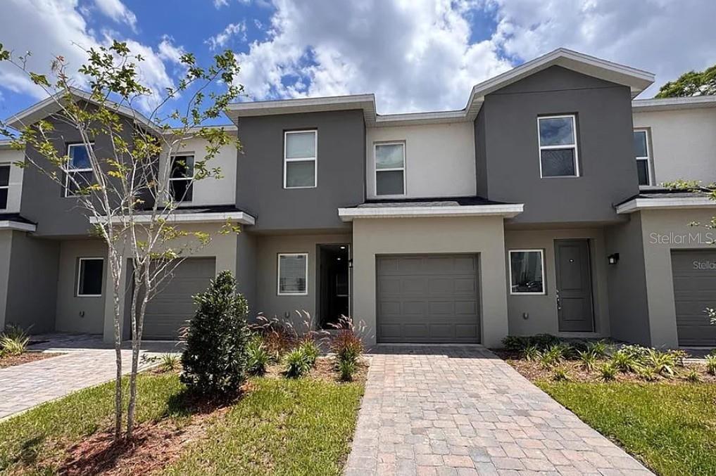 1213 SOUTHSTATION PLACE #402, ORLANDO, FL, 32809