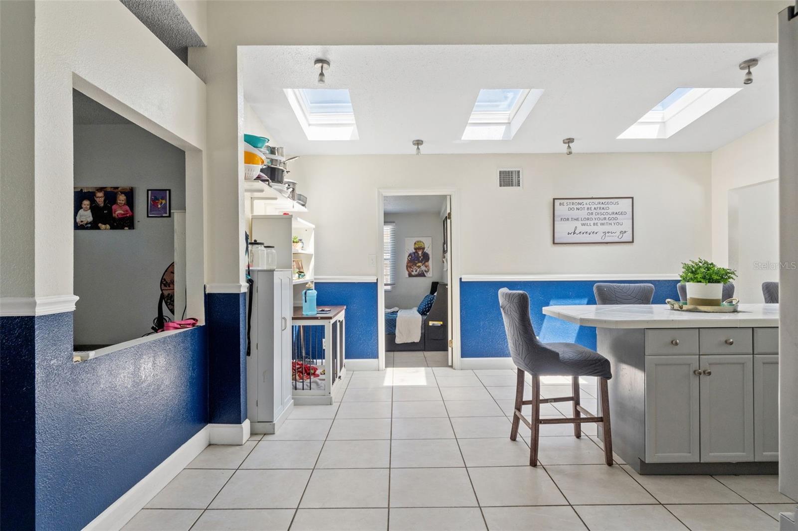 7300 11TH AVE N, ST PETERSBURG, FL, 33710