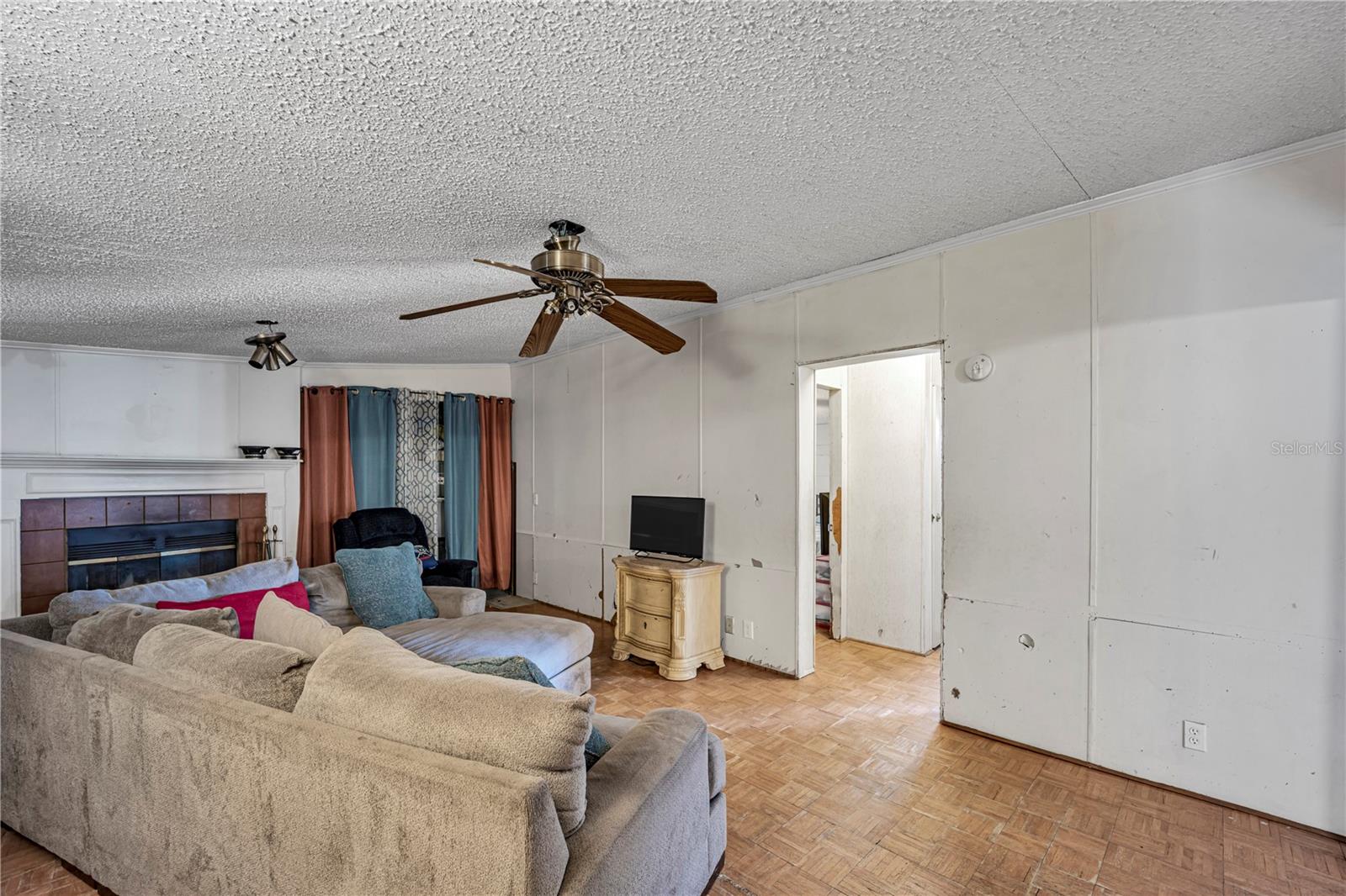 12606 S GRASSY LAKE RD, MINNEOLA, FL, 34715