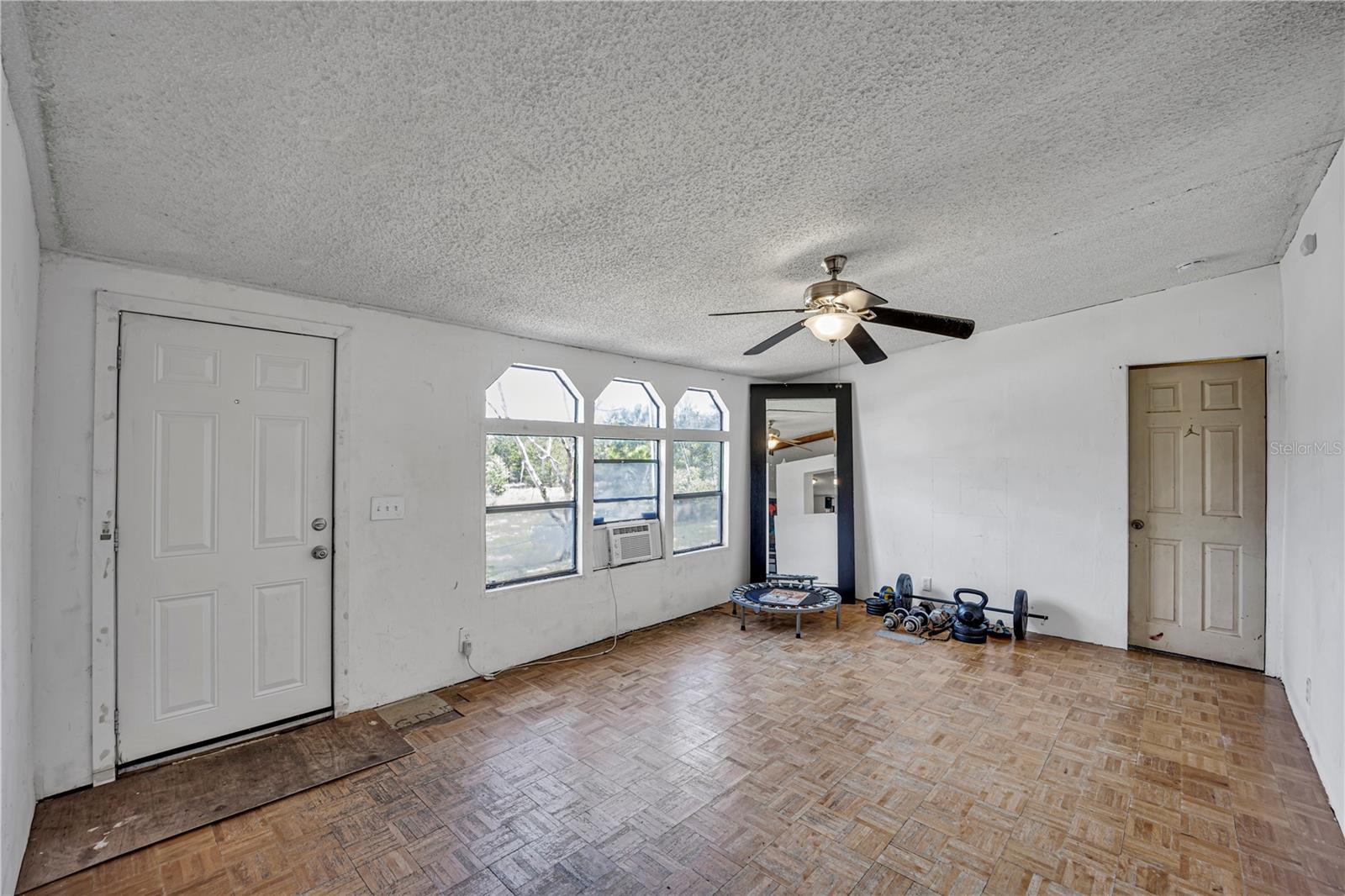 12606 S GRASSY LAKE RD, MINNEOLA, FL, 34715