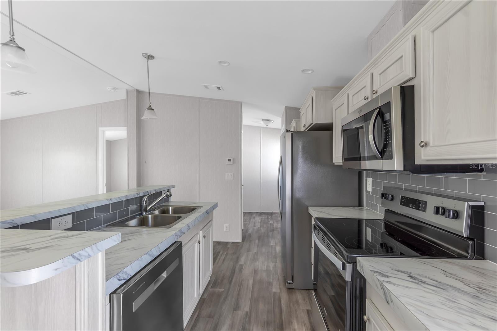 2107 PALMA SOLA BLVD #13, BRADENTON, FL, 34209