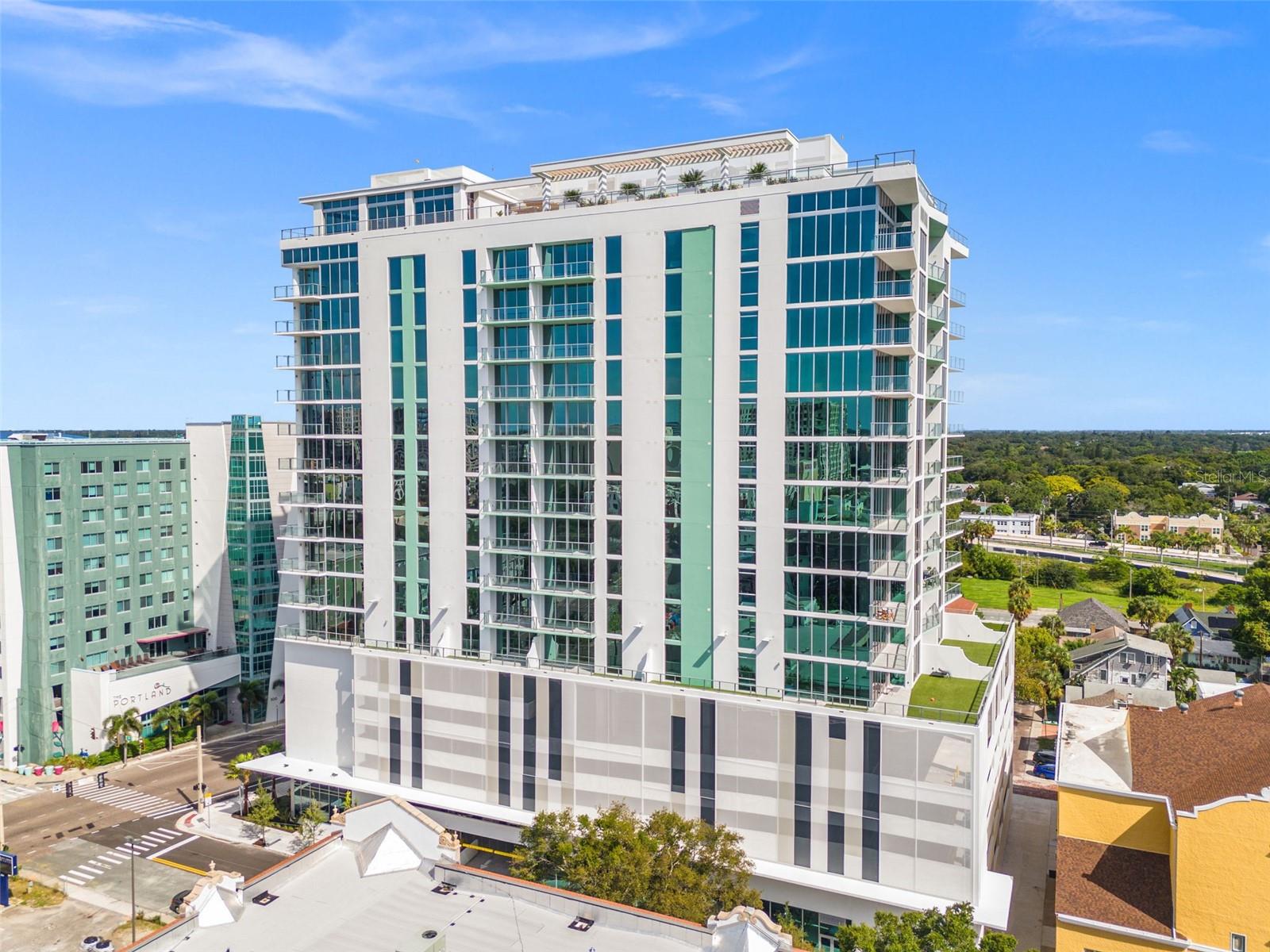777 3RD AVE N #1701, ST PETERSBURG, FL, 33701