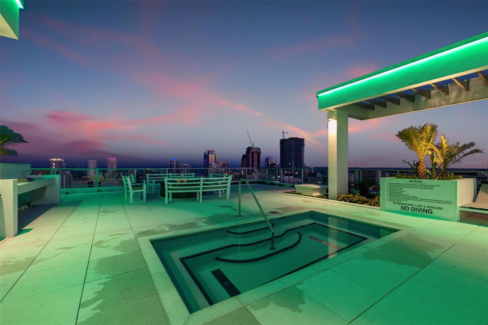 777 3RD AVE N #1701, ST PETERSBURG, FL, 33701