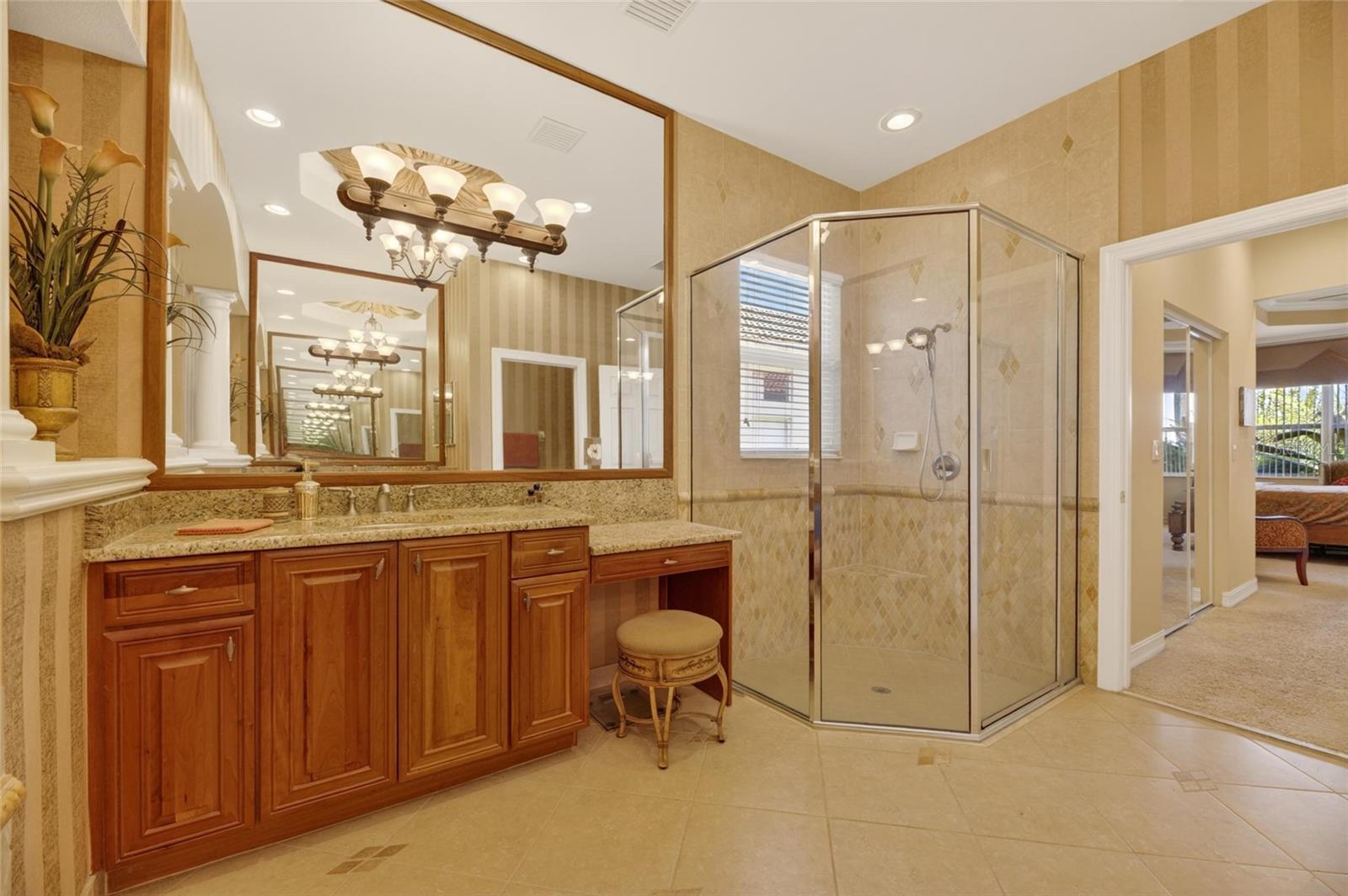 4922 SAPPHIRE SOUND DR, WIMAUMA, FL, 33598